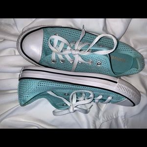 Women’s Converse